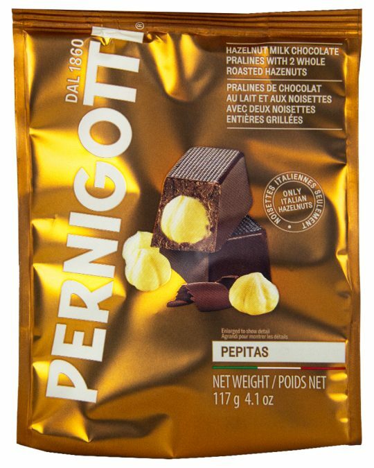 Фото №2 PERNIGOTTI Конфеты из молочного шоколада c пастой «Gianduia» и цельным фундуком «Pepitas» 117 г