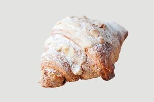 фото SASHA BREAD BAKERY Круассан миндальный 120г