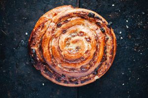 фото SASHA BREAD BAKERY Улитка с изюмом 110 г