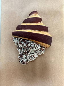 фото SASHA BREAD BAKERY Круассан с пралине 90 г